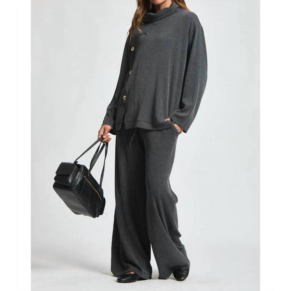 NWT Dear Scarlett Ribbed Wide-Leg Knit Pants in Charcoal Gray - Picture 2 of 4